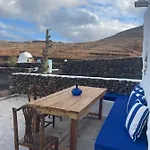 Finca Petite Vineyard 펜션 *