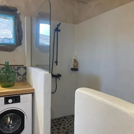 Finca Petite Vineyard 펜션 *